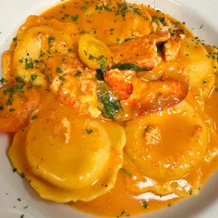 pasta dish, pasta, food