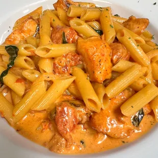 pasta dish, pasta, food