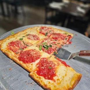 food, pizza