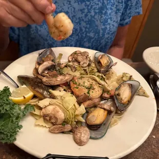 oysters, oysters and mussels, shellfish, food, mussels