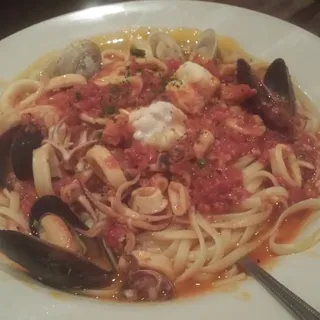 Seafood Fradiavolo