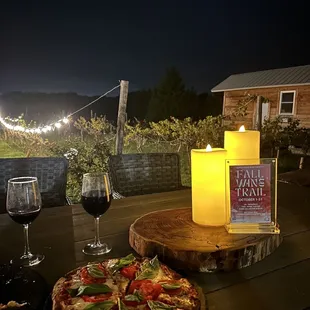Pizza and wine
