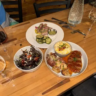 Tuna steak with avocado lime drizzle, streetloaf with Mac &amp; potatoes, and an amazing raspberry vinaigrette salad.
