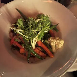 Heirloom Vegetables & Garlic Braised White Beans