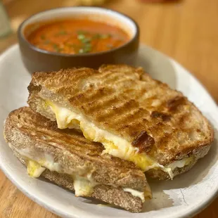 French Onion Grilled Cheese and Tomato Soup