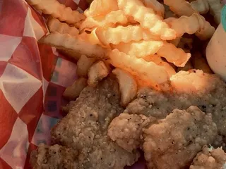 Tradewinds Restaurant and Bar