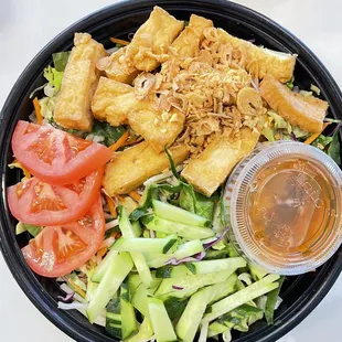 Salad fried tofu