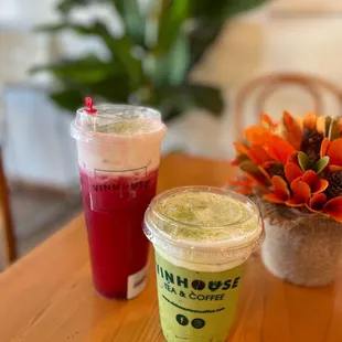 Pink Dragon with Macchiato Cream and Thai Green Tea (Fall 2022 seasonal menu)