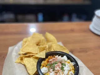 Magoo's Bar & Grill