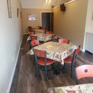 sushi and sashimi, interior