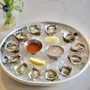 Daily Oyster Happy Hour is from 4-5pm daily!