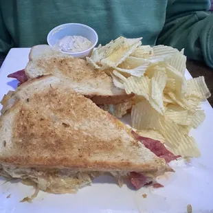 Rueben subbed bread to white