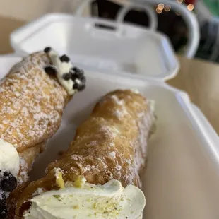 Pistachio cannoli