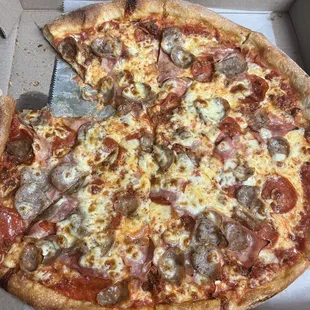 Large Meat Lovers Pizza