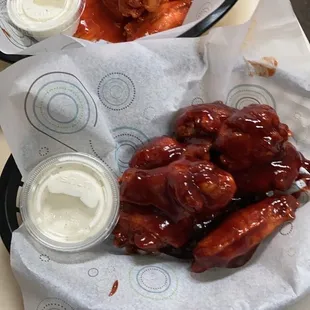 chicken wings, poultry, chicken, bbq wings, bbq chicken, food, fried chicken wings, fried chicken, chicken wings and fried chicken