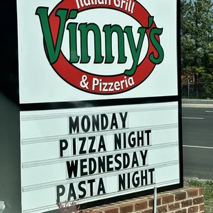 Vinny&apos;s Sign