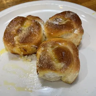 Garlic Knots