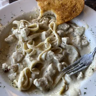 Fettuccine Alfredo