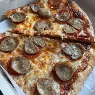 Pizza by the slice- pepperoni and sausage