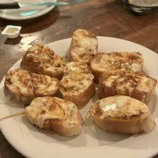 Garlic Bread with Cheese (Small).