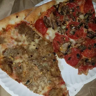 Meatball and pepperoni/mushroom ready slices. Thin crispy crust like NY.