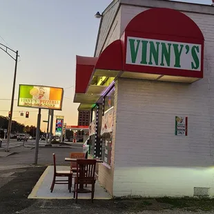 Vinny's