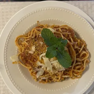 Spaghetti and meatballs