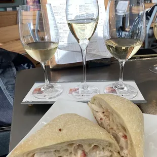 Fall White Flight Tuscan Chicken Sandwich (sans greens)