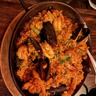 Vino&apos;s Classic Paella For Two