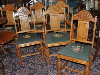 Petersons Antiques