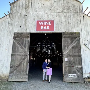 Eric knows all the locations for picnics and wine. He recommended different locations for the right ambience we wanted.