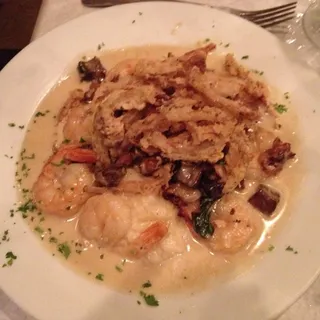 V.o. 5. Shrimp & Grits