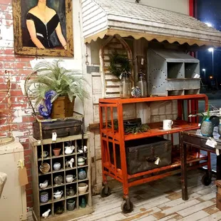 Vintage Phoenix Marketplace