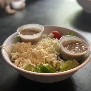 House salad with vingerette dressing