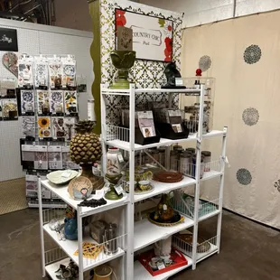 Furniture Paint, Stencil &amp; Supplies