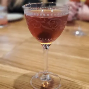 Vinya Manhattan: Russel&apos;s 6yr rye, Mancini ambrato vermouth, Framboise