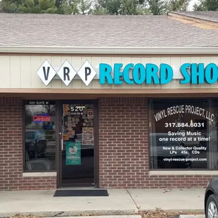 exterior (across from the entrance to Jiffy Lube)