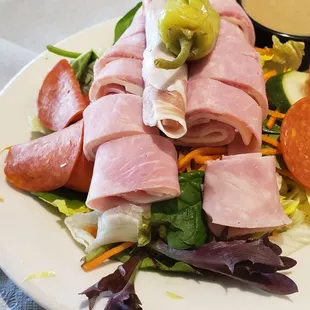 Super antipasto salad