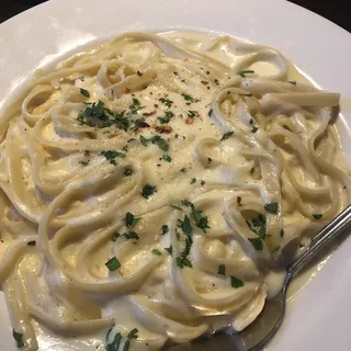 Fettuccine Alfredo