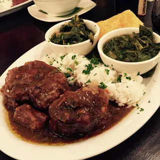 Curried Oxtails and Gravy Lunch