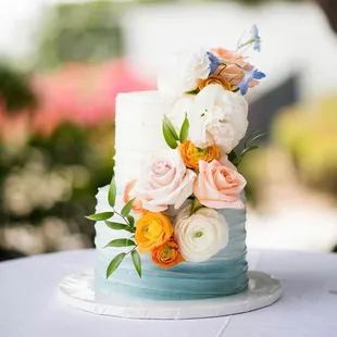 ombre 2 Tiered wedding cake natural flowers horizontal stripe design San Diego bakery