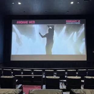 Nice Clear Big Screen! (02/04/24)