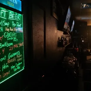 in this bar was a girl looking for a great beer selection,pizza truck,lots of seating options and a fun relaxing sensation. Fin