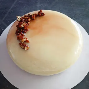 Vanilla Pecan Mousse Cake