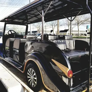 8 passenger luxury cart for all of your event needs