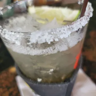 a margarita in a glass