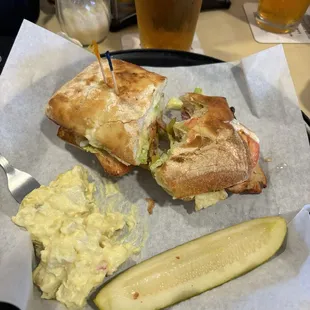 THE BEST CHICKEN Sandwich EVER!