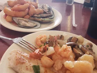 Chens Buffet & Sushi