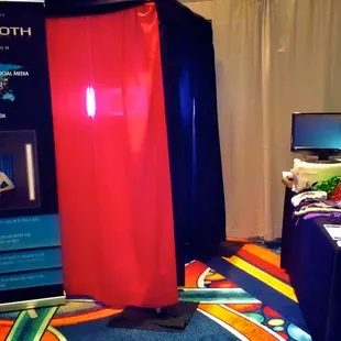 Viral Booth Bakersfield