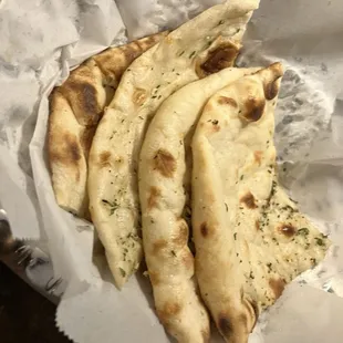 Garlic naan